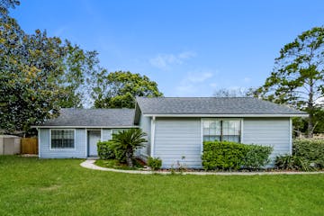 8272 Hamden Rd W Jacksonville, FL 32244